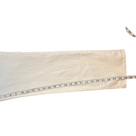 Abercrombie & Fitch Ultra High Rise Ankle Straight Jean- White- Size 28 - Picture 6 of 14